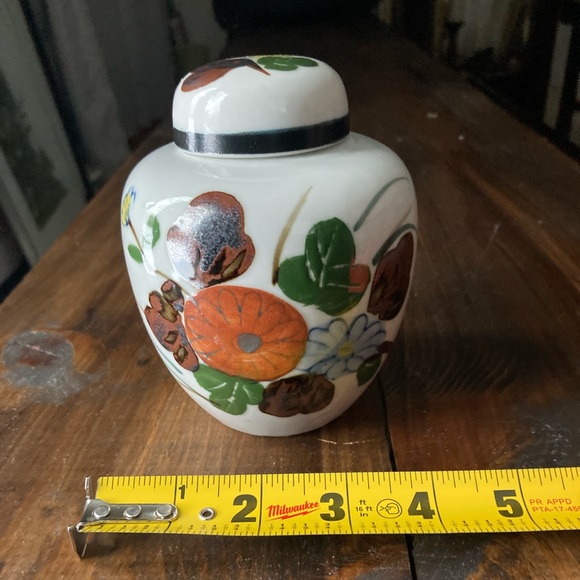 New & Vintage Ginger Jar! Ceramic. Made in Japan. Box Included! Perfect Jar! - Picture 12 of 17
